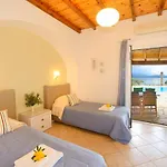 Leonoras House